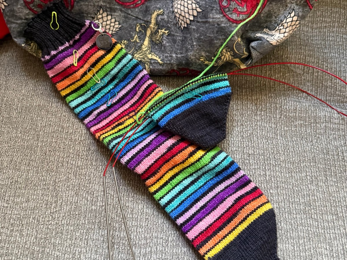The play, some play, and knitting play – YOP Week&nbsp;17